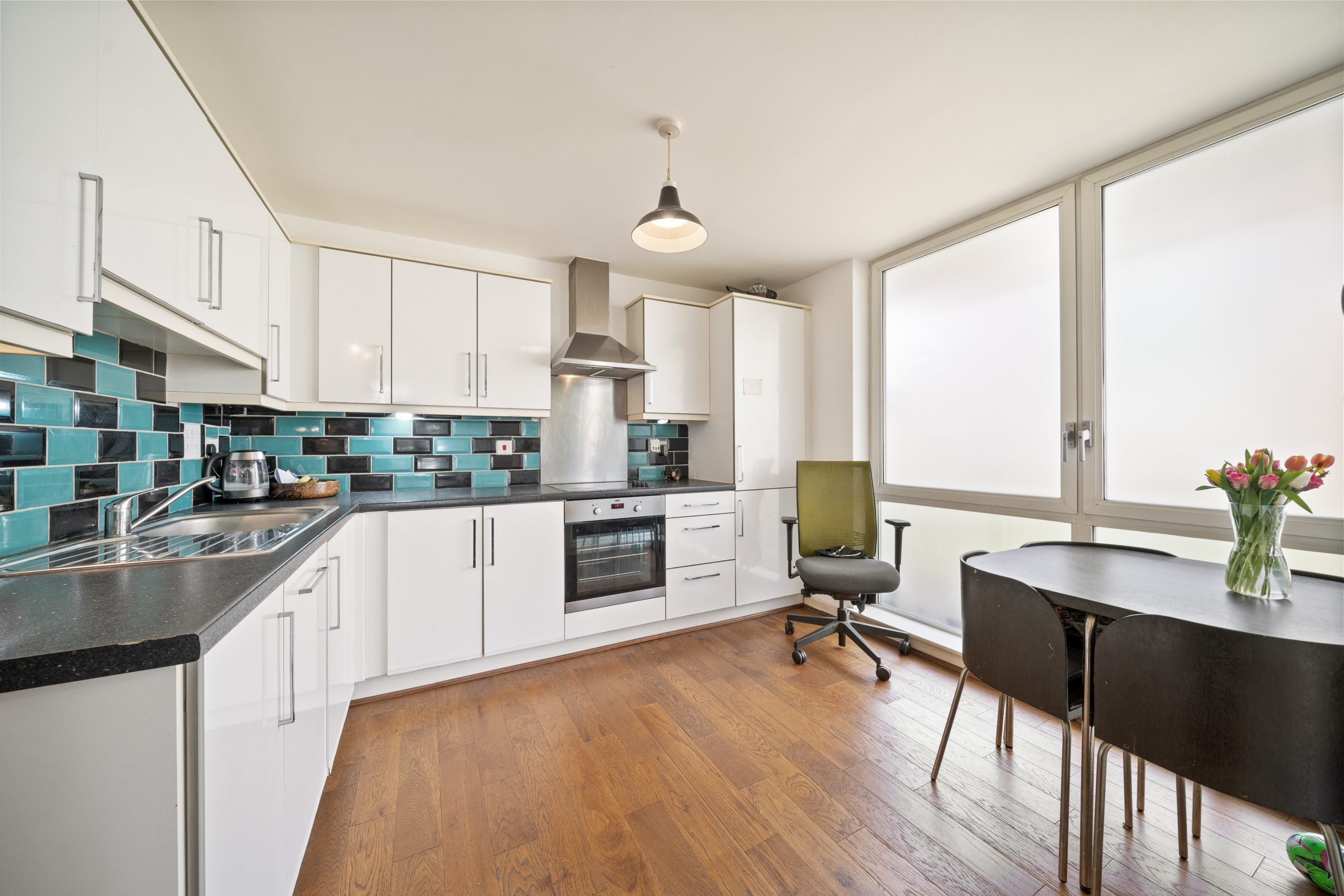Flat Hope Close in Greater London