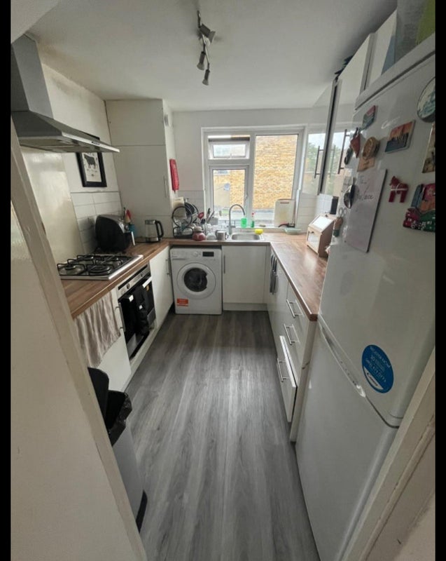 Room Kingsland Road in Greater London