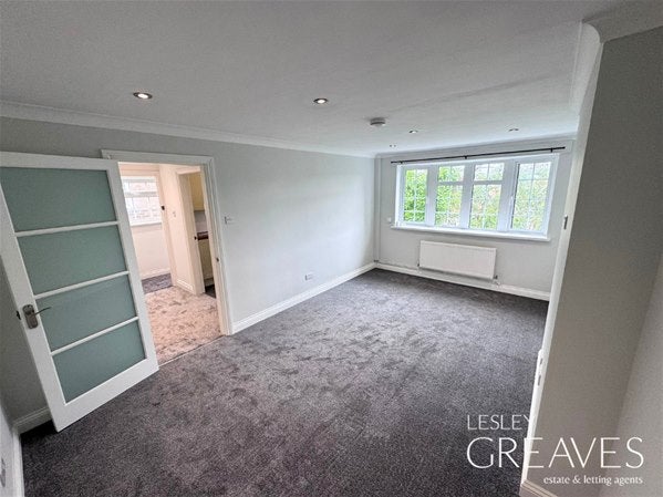 Flat Shearing Close in Nottingham