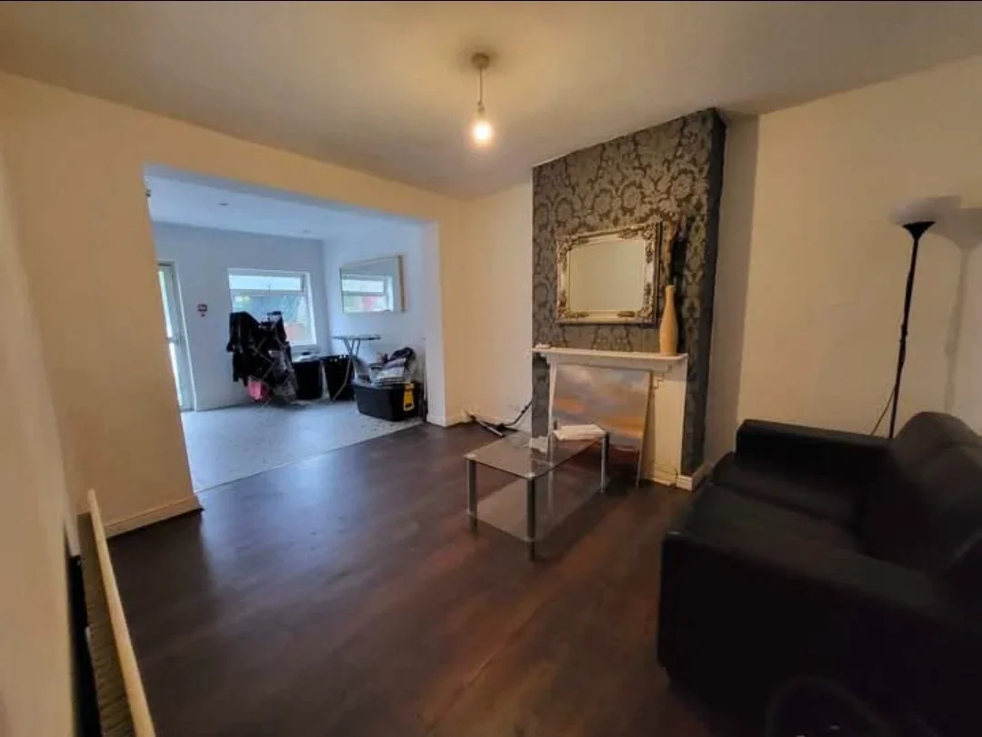 Room Bracewell Avenue in Greater London