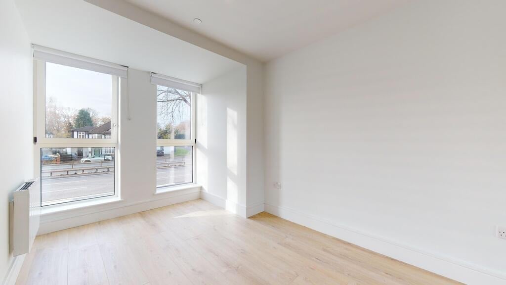 Flat Beverley Way in Greater London