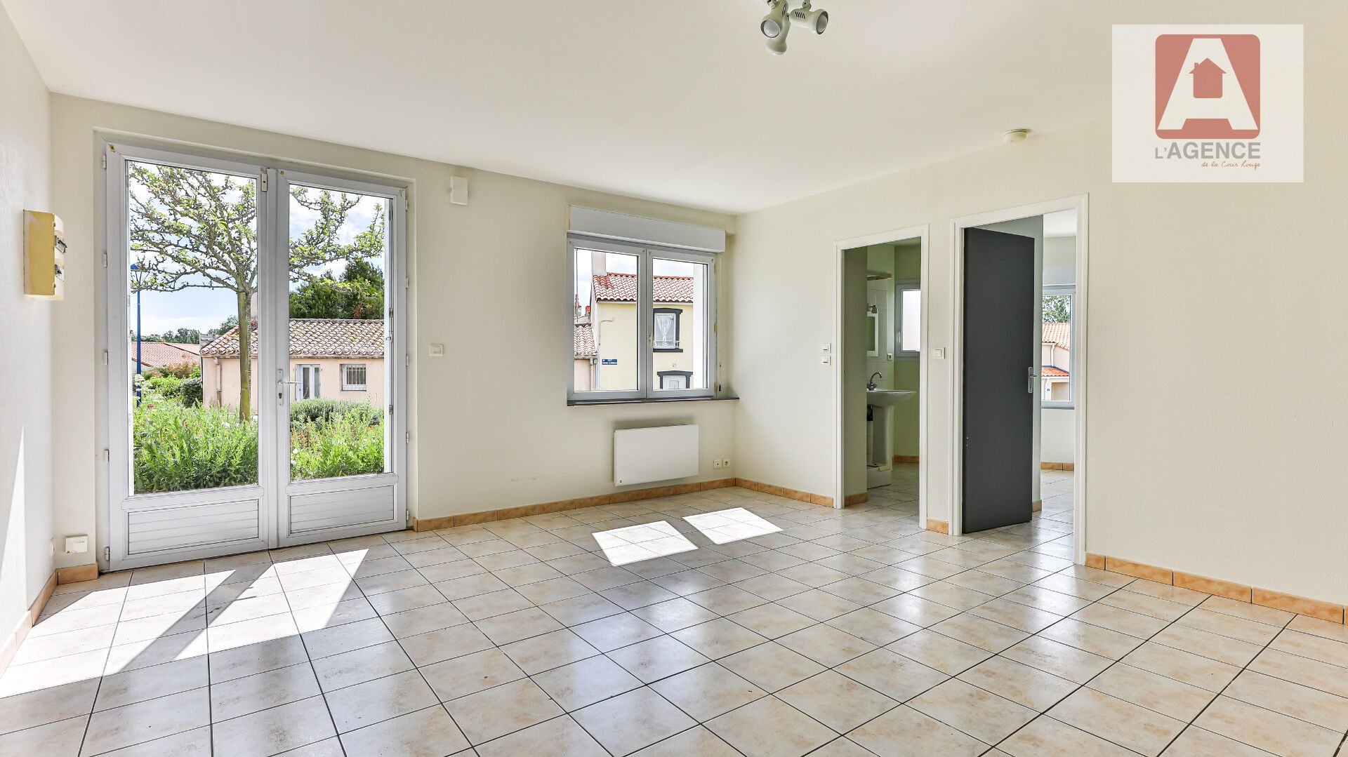 Flat Rue René Bazin in Saint-Révérend
