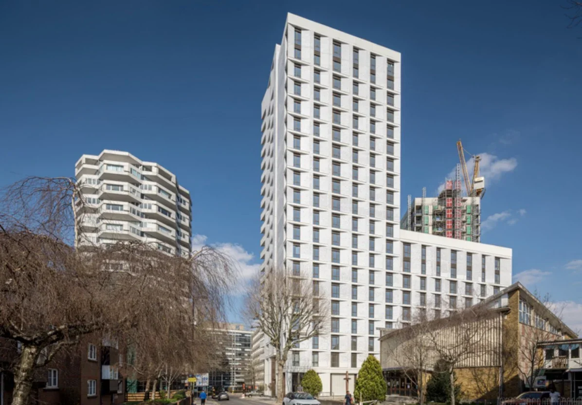 Flat Addiscombe Grove in Greater London