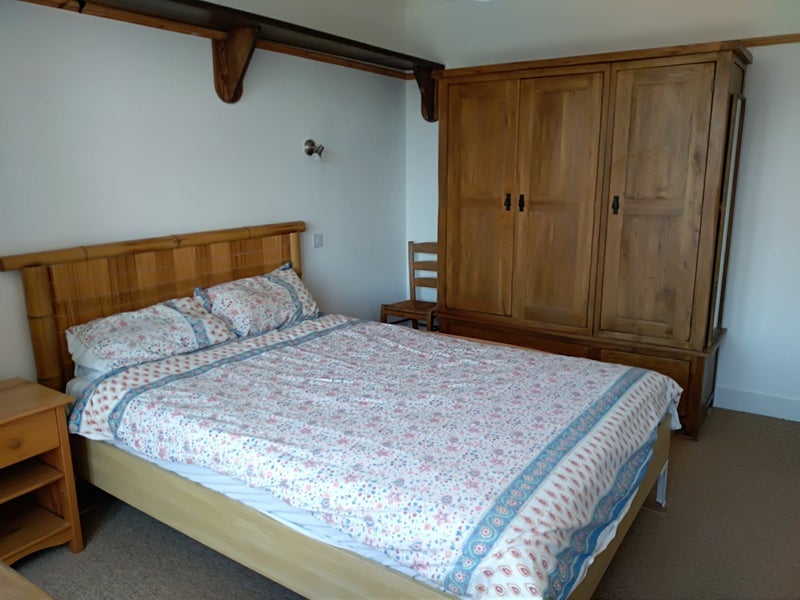 Room Devonshire Hill Lane in Greater London