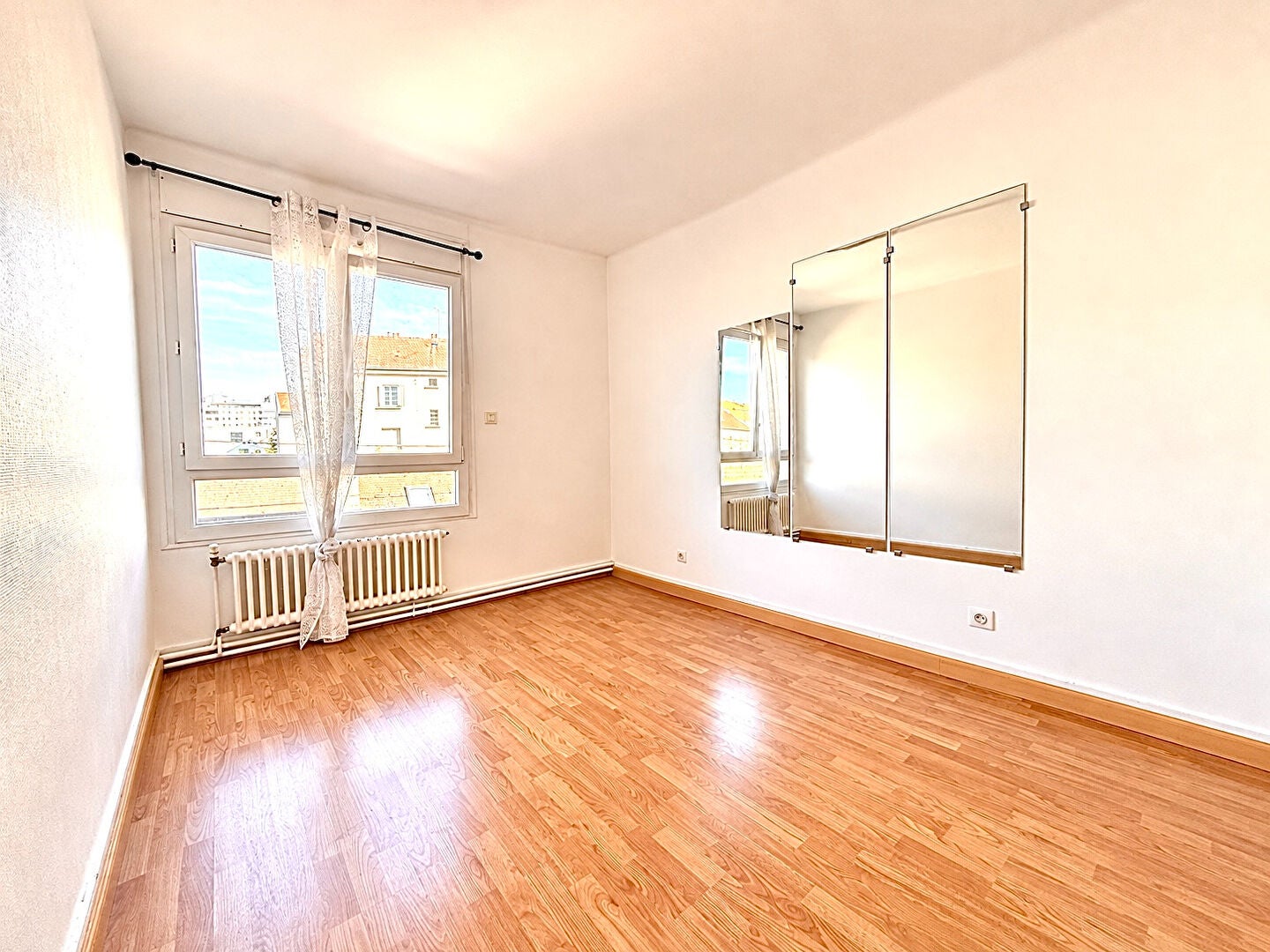 Flat Rue Félix Trutat in Dijon