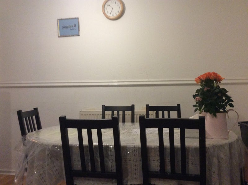 Room Buttmarsh Close in Greater London