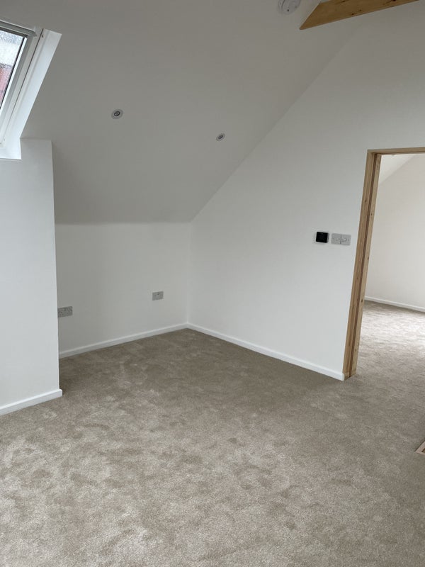 Flat Herbert Road in Greater London