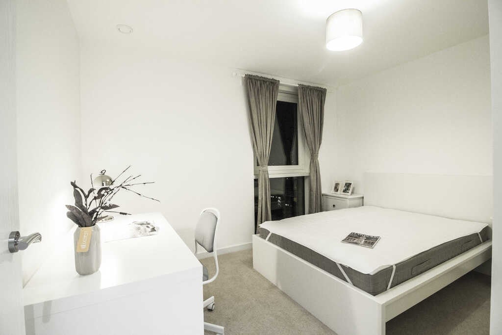 Flat Bailey Street in Greater London