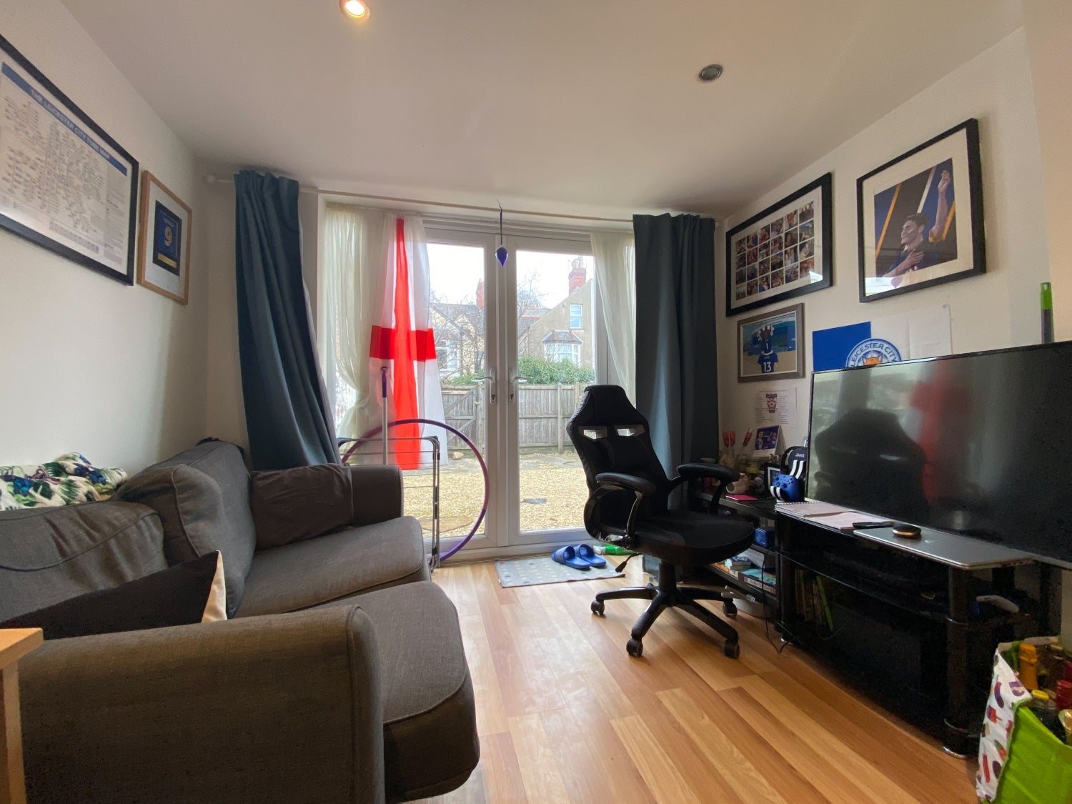 Flat Claude Road in Cardiff