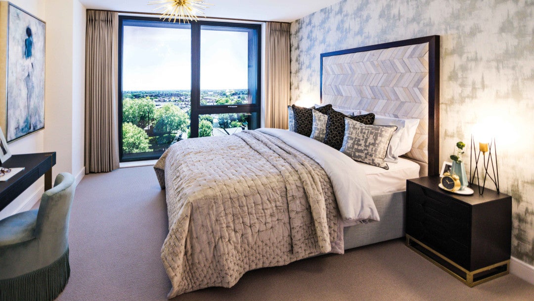 Flat Chiswick High Road in Greater London
