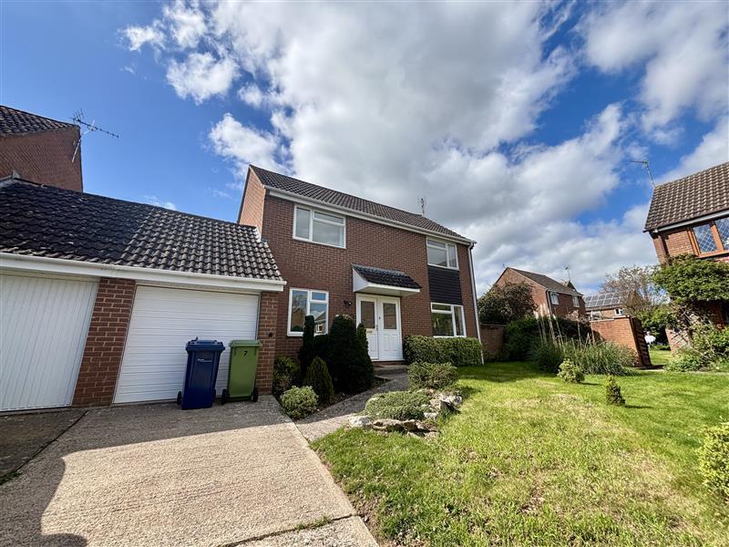 House Oakridge in Tewkesbury