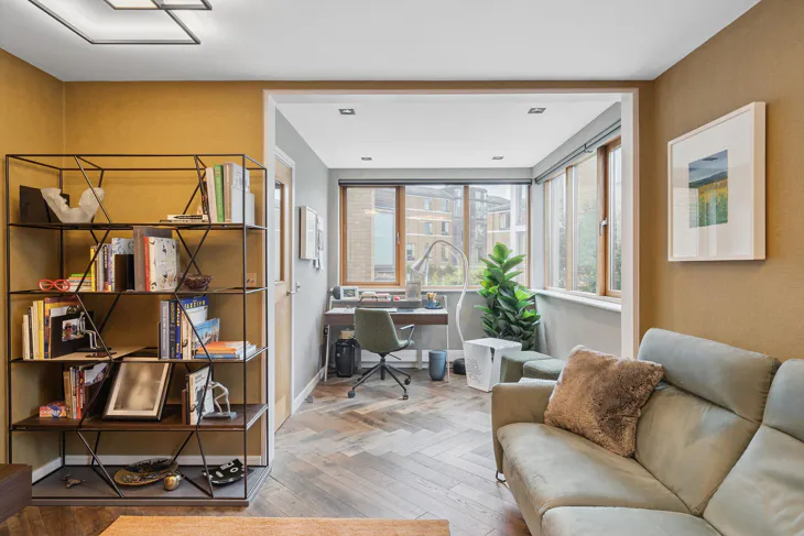 House Robinswood Mews in Greater London