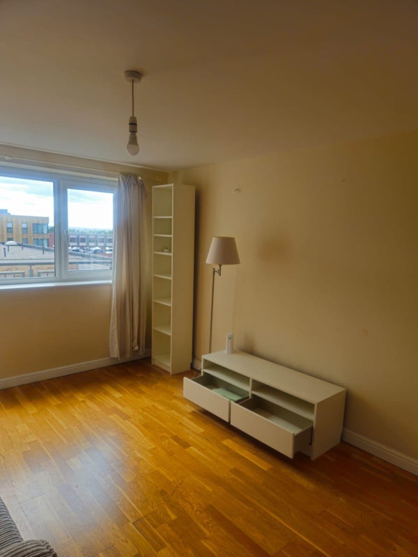 Room Broadway in Greater London