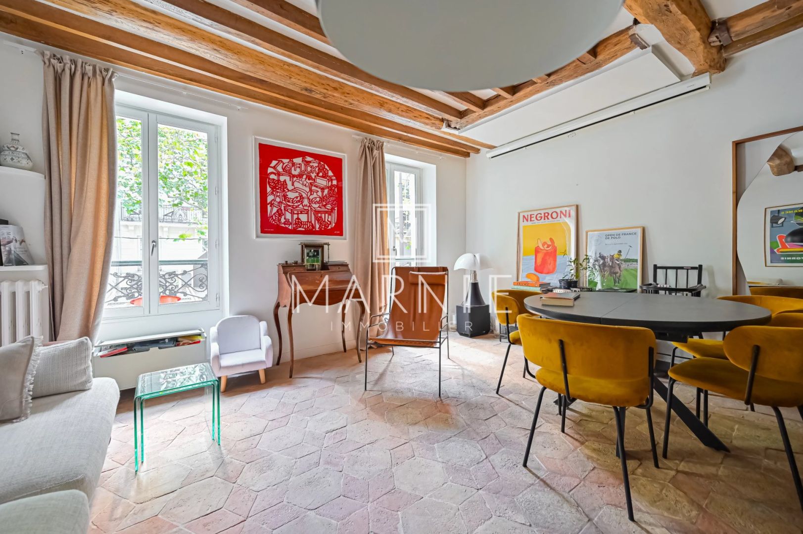 Flat Rue Vercingétorix in Paris