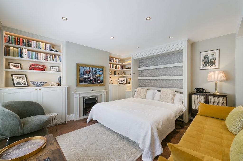 Flat Stratford Road in Greater London