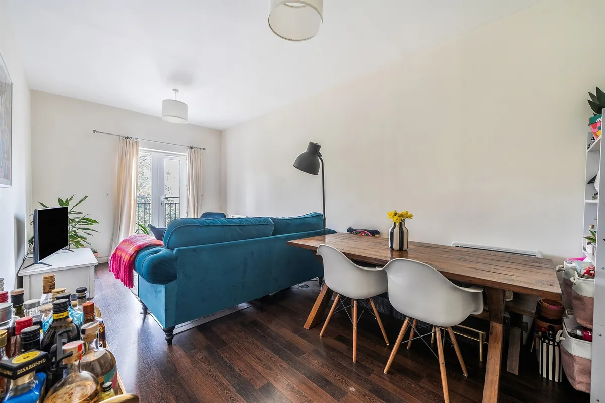 Room Grenfell Road in Maidenhead