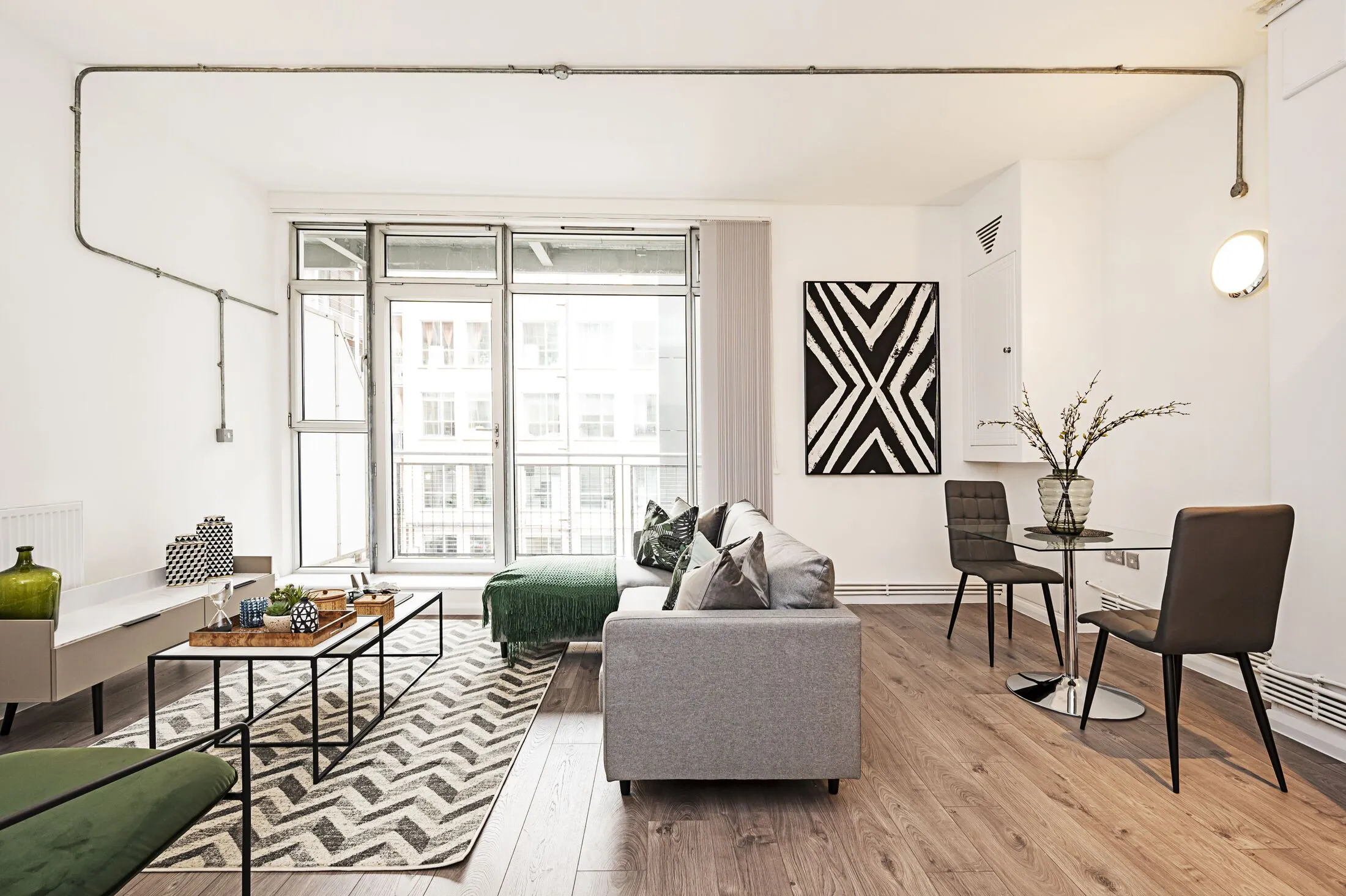 Flat Arbutus Street in Greater London