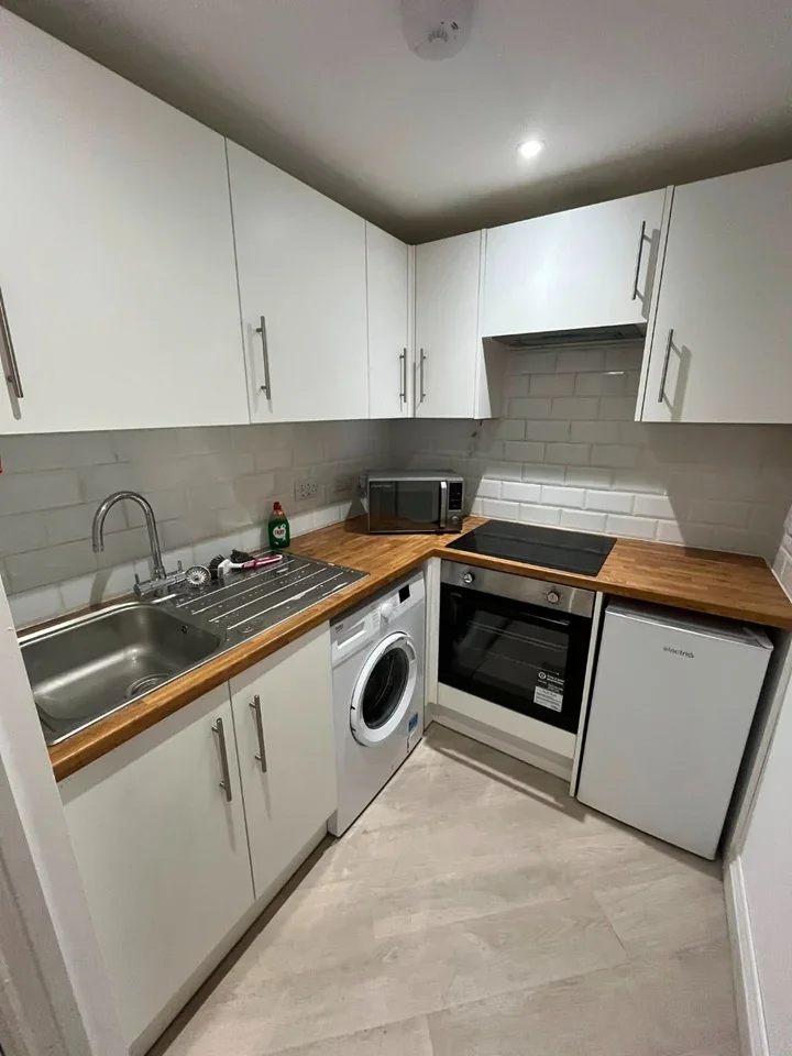 Flat Palmerston Road in Bournemouth