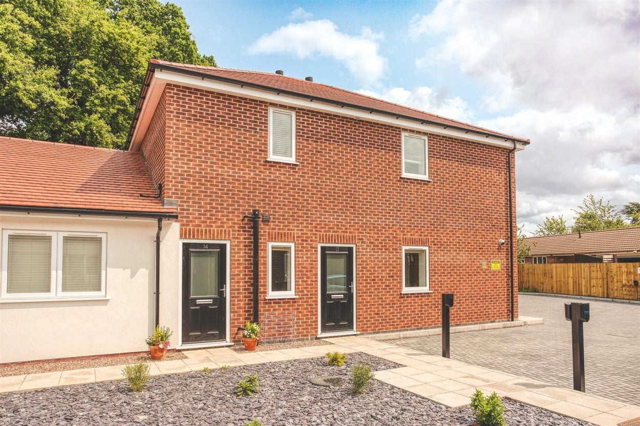 Flat Manor Road in Derby
