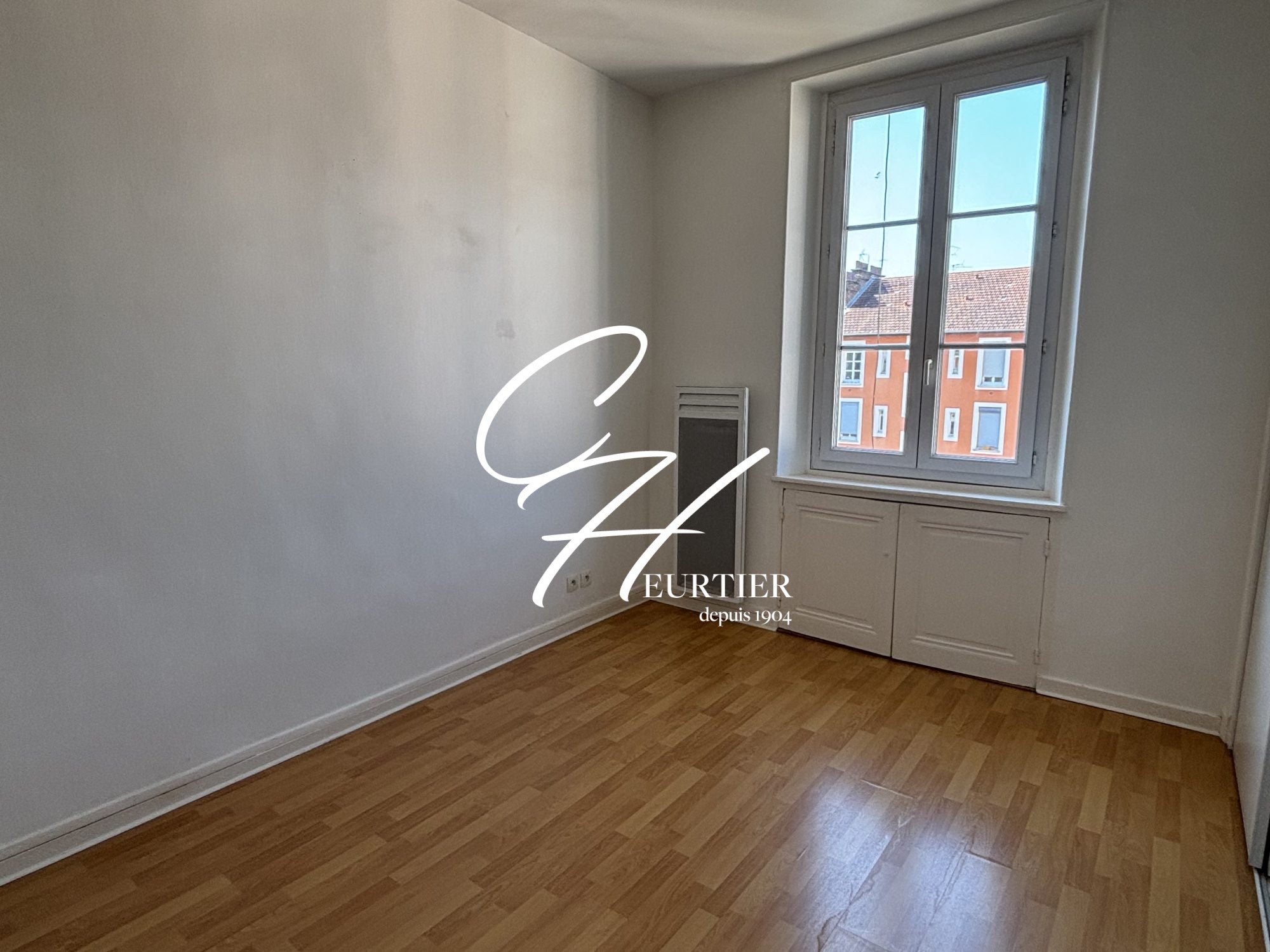 Flat Place d'Agier in Grenoble
