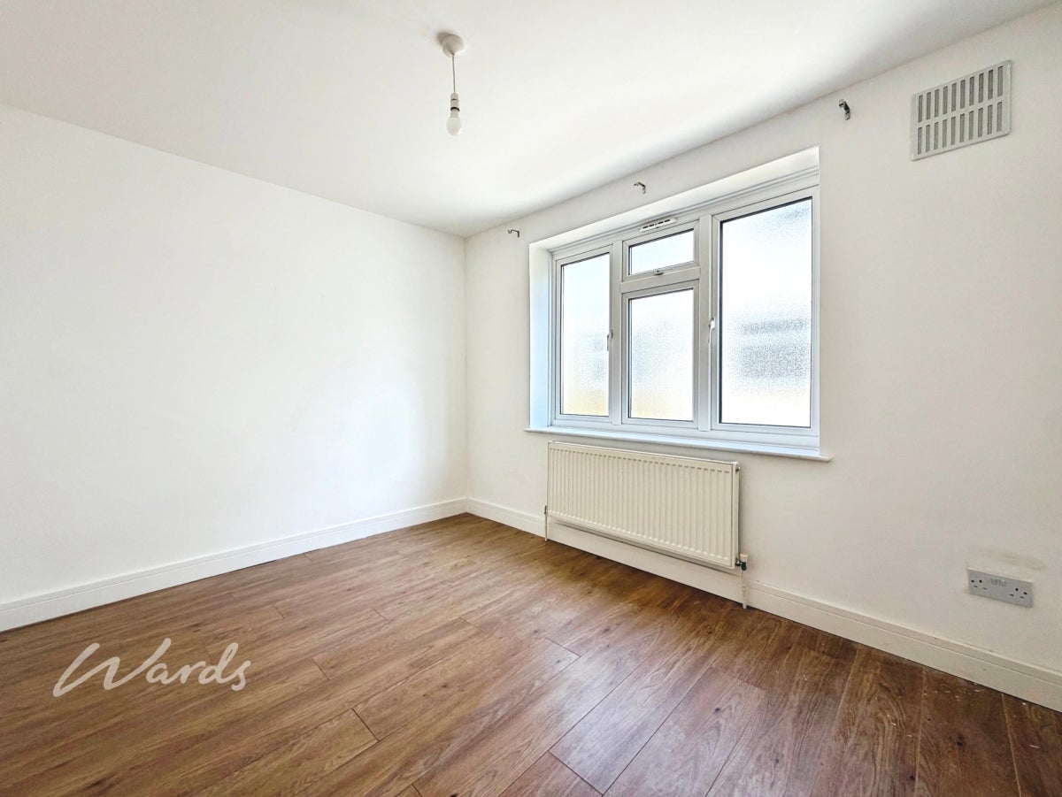 Flat St Vincents Road in Dartford