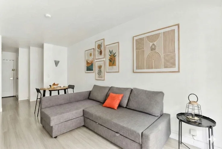 Appartement Rue de Cîteaux à Paris