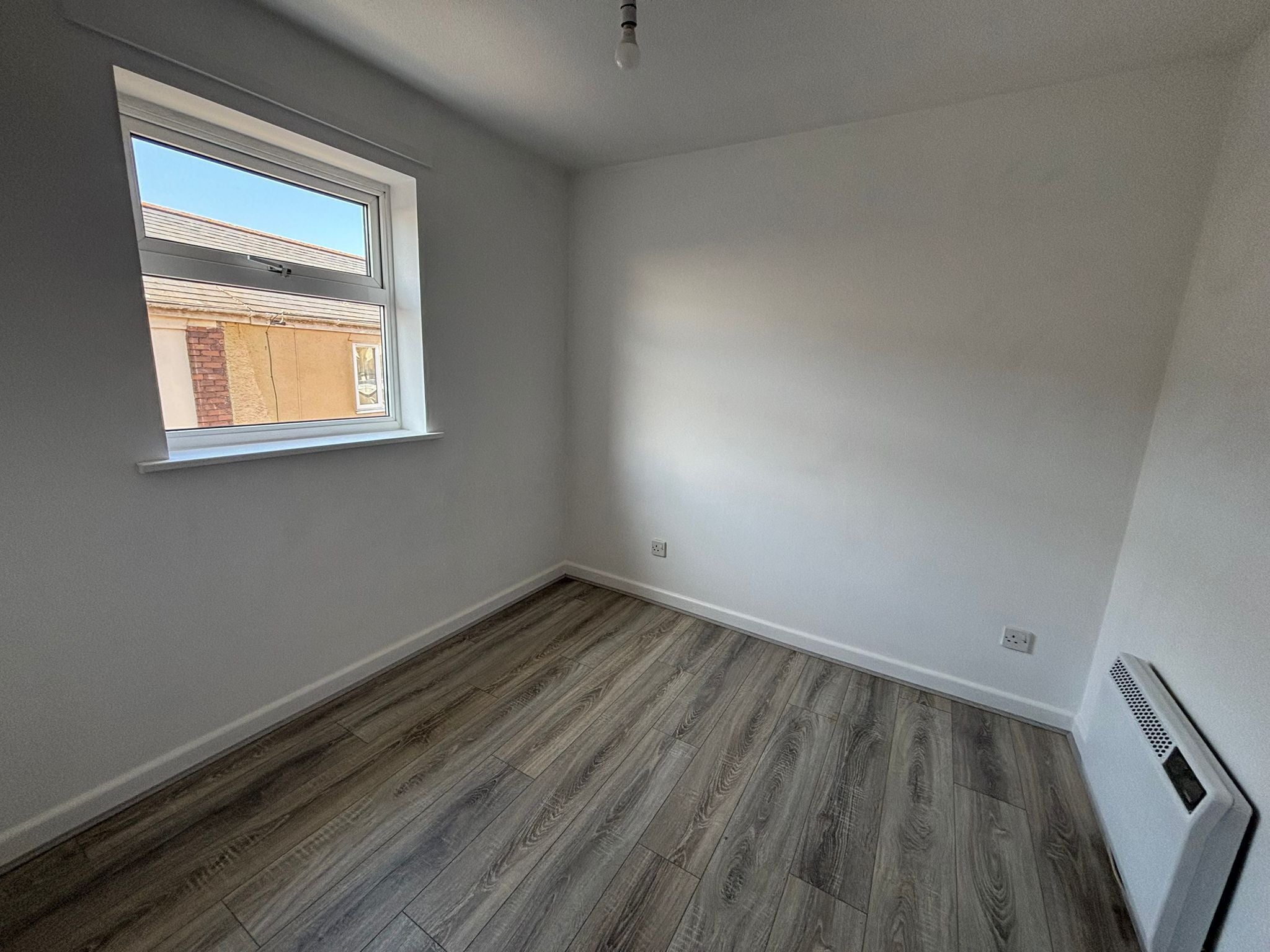 Flat Fortune Way in Torquay