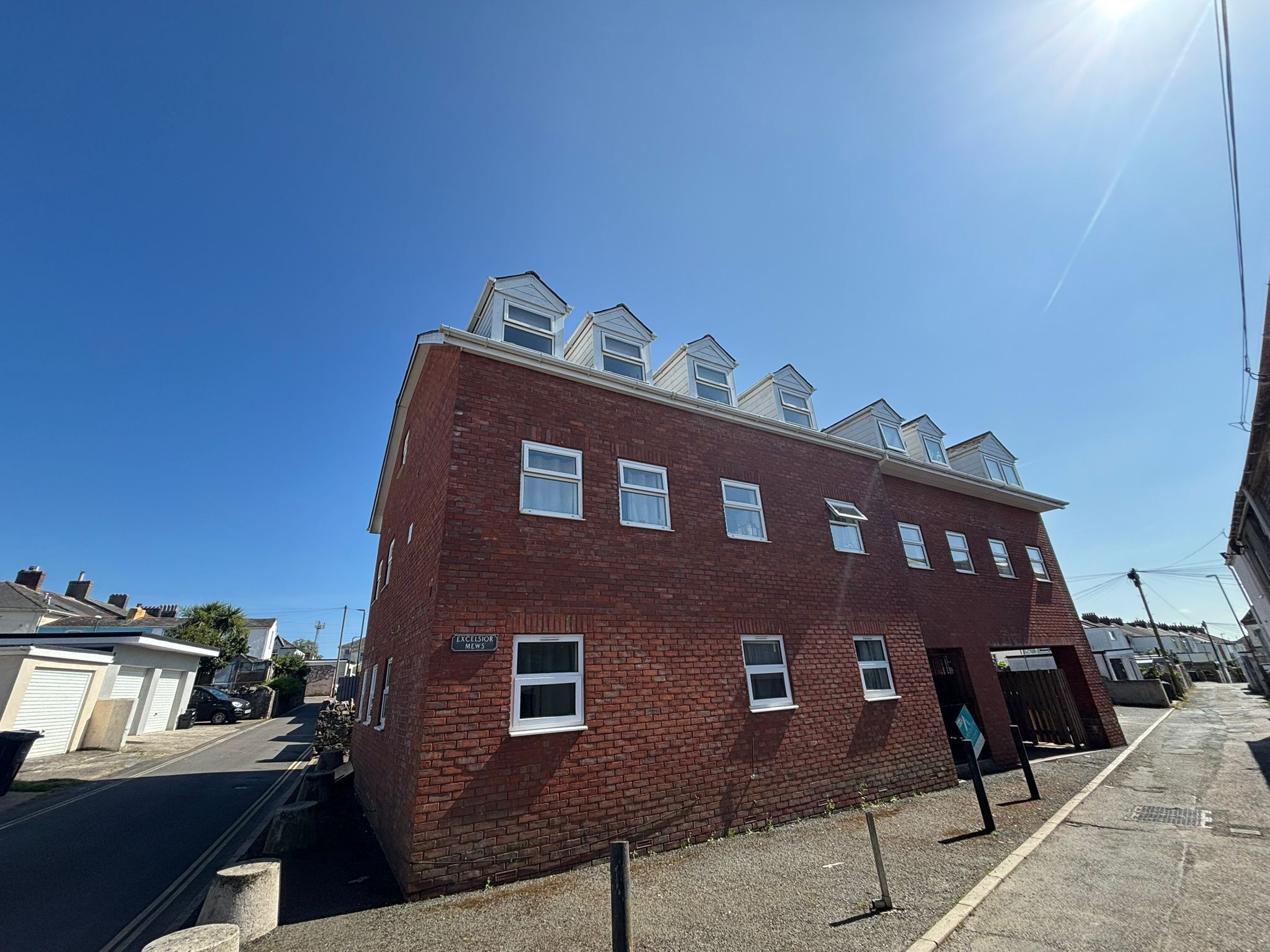 Flat Fortune Way in Torquay