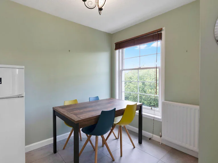 Flat Grandfield in City of Edinburgh
