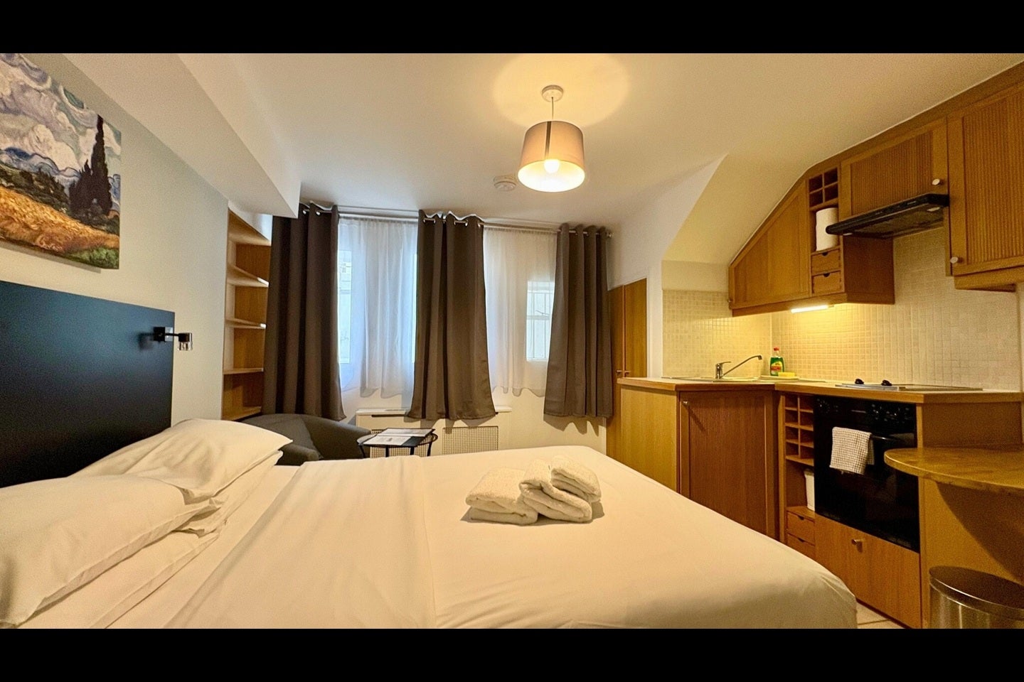 Flat Mabledon Place in Greater London