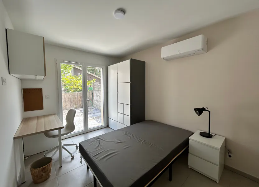 Room Avenue du Haut-Lévêque in Pessac