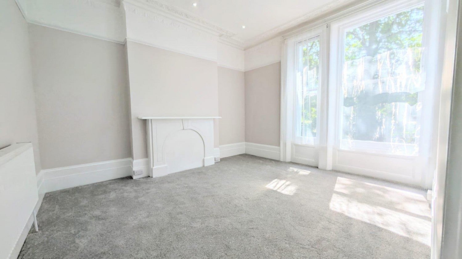 Flat Birchington Road in Greater London
