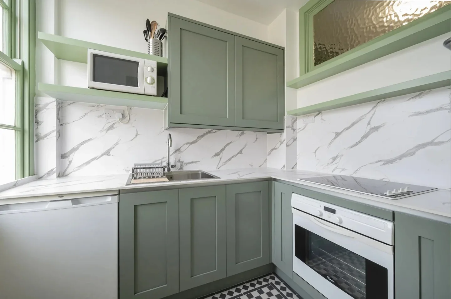 Flat Queensway in City of Westminster