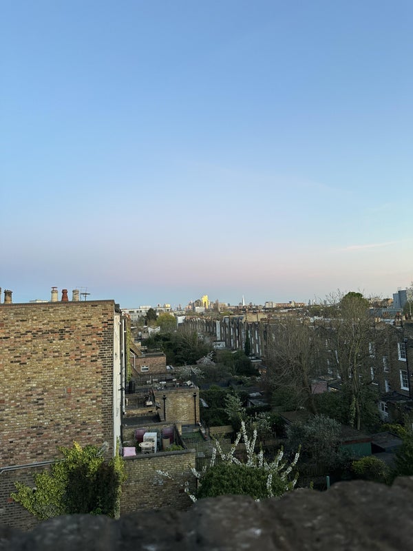 Room Tollington Way in Greater London