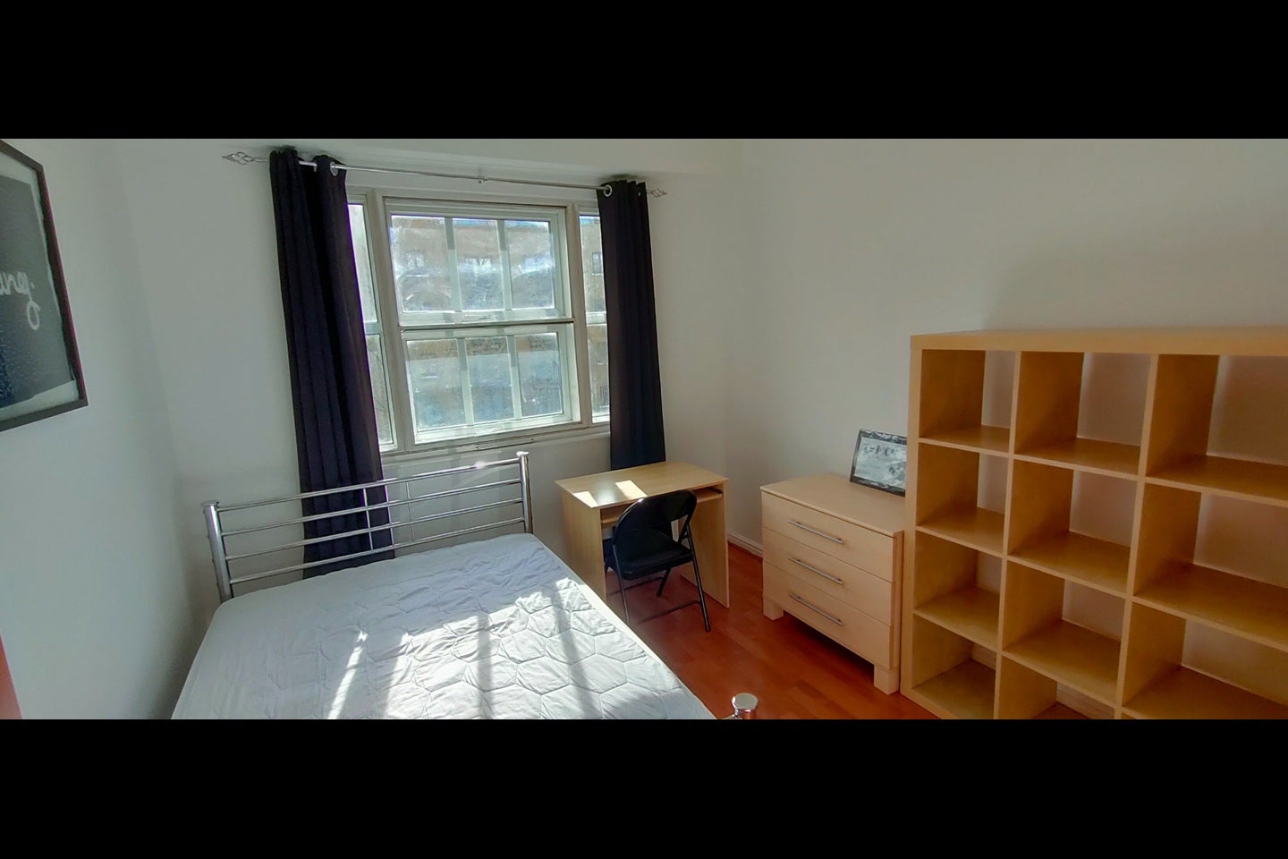 Room Cartwright Street in Greater London