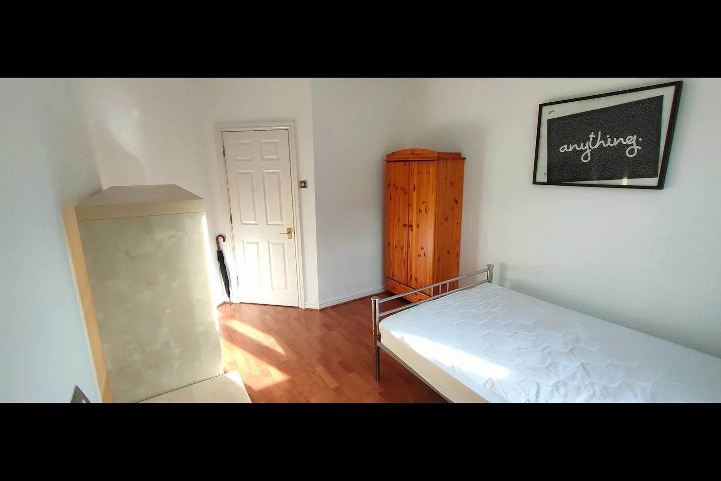 Room Cartwright Street in Greater London