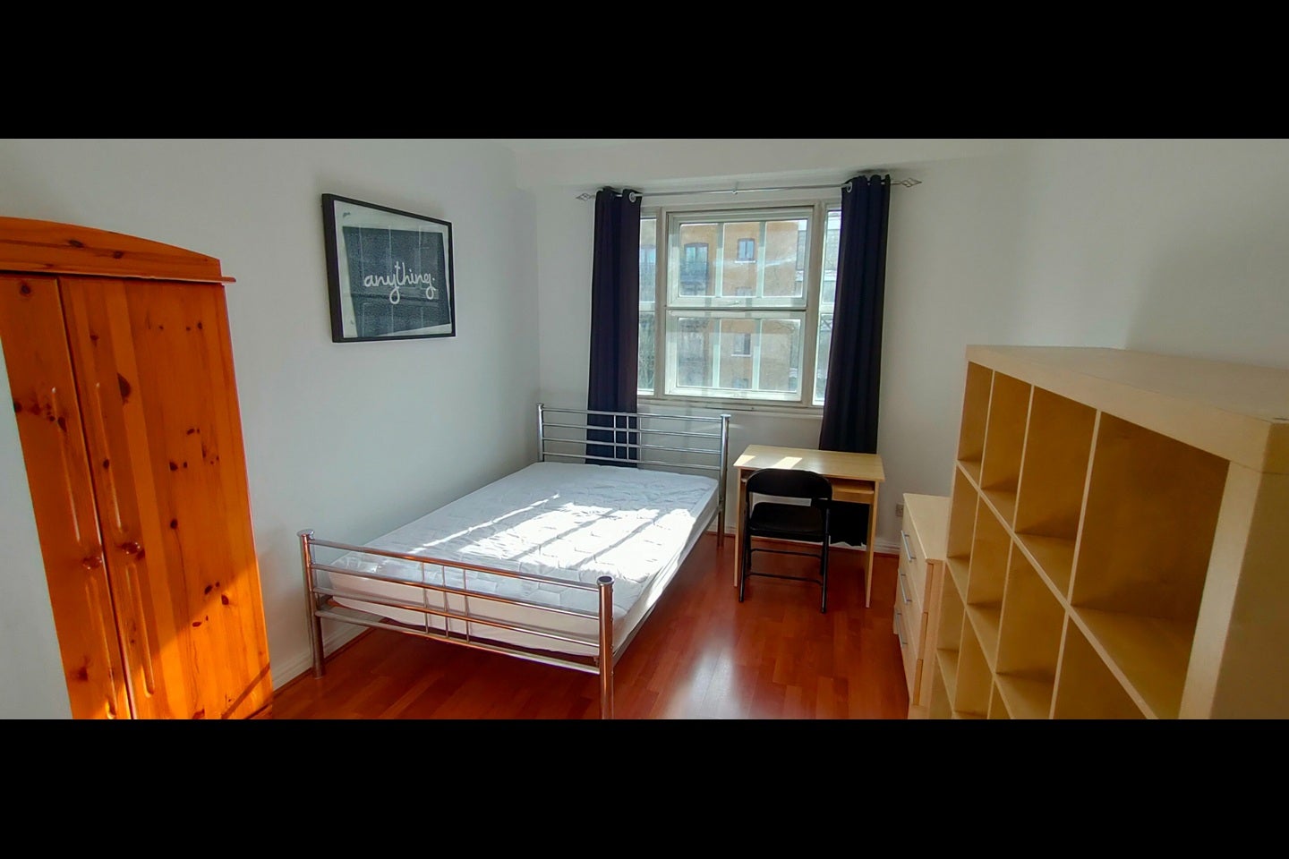 Room Cartwright Street in Greater London