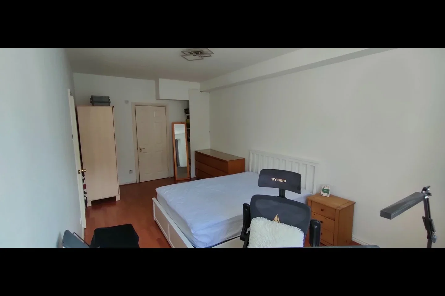 Room Cartwright Street in Greater London