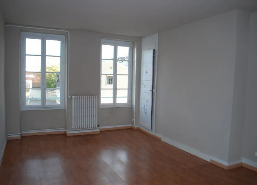 Appartement Rue Eugène Perreau à Cosne-Cours-sur-Loire