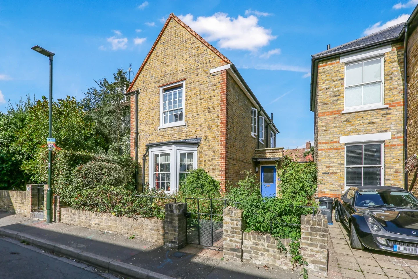 House New Road in Greater London