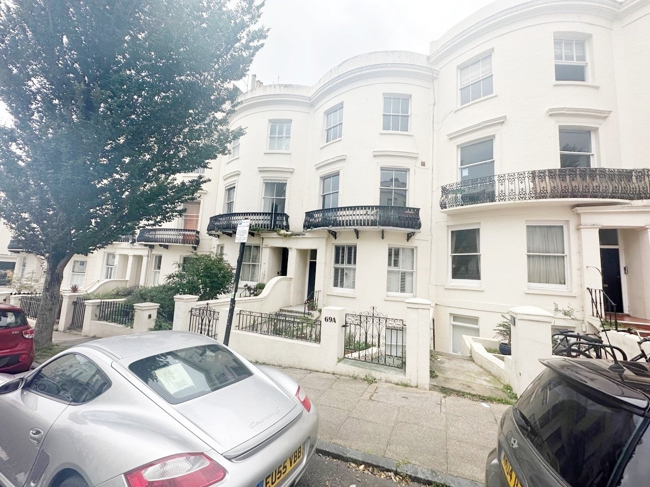 Flat Lansdowne Place in Hove