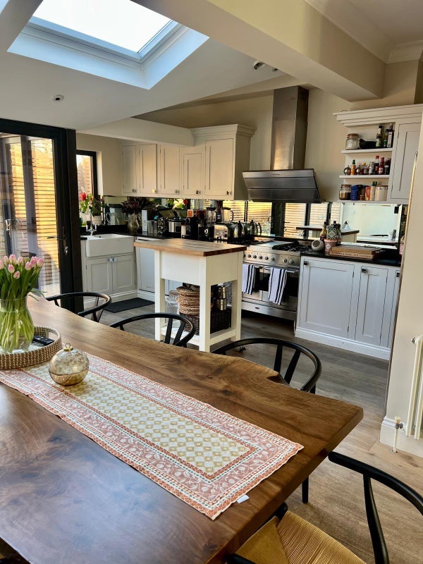 Room Kerrison Road in Greater London