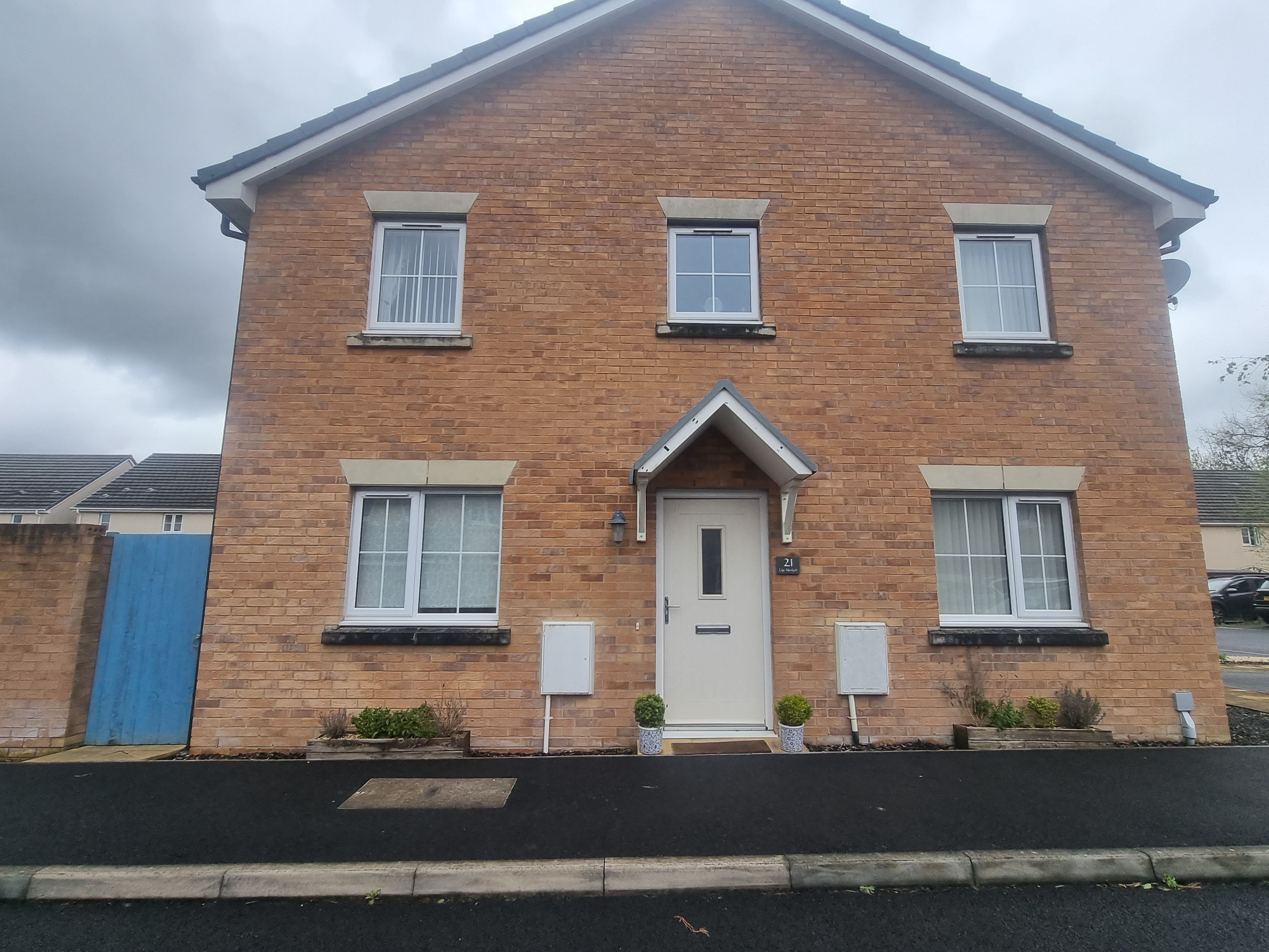 Flat Llys Morfydd in Pontarddulais