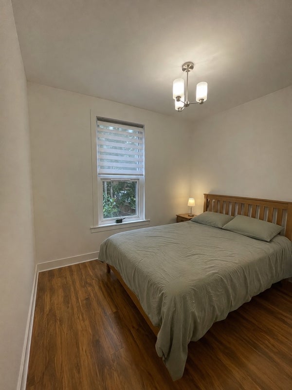 Room Thorpe Road in Greater London