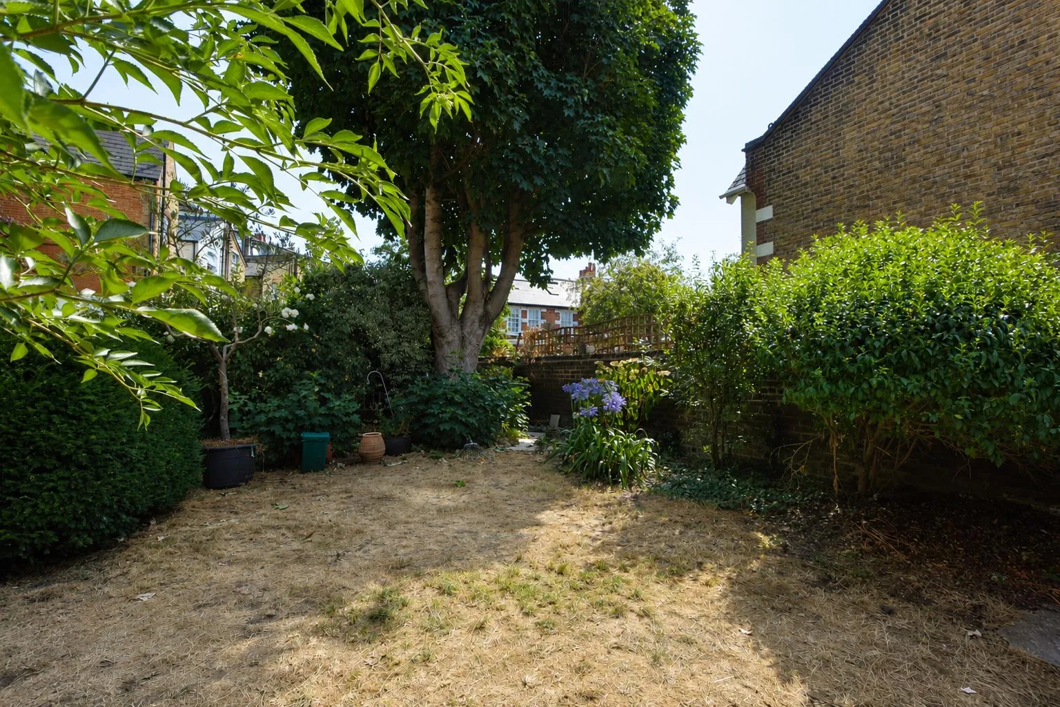 Flat Mortlake High Street in Greater London