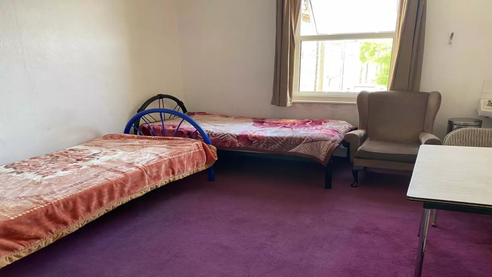 Flat Batoum Gardens in Greater London