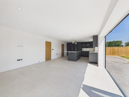 House Aldermaston Road in Basingstoke and Deane