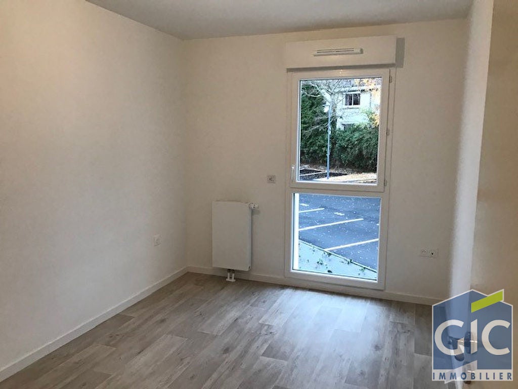Flat Rue René Lesomptier in Caen