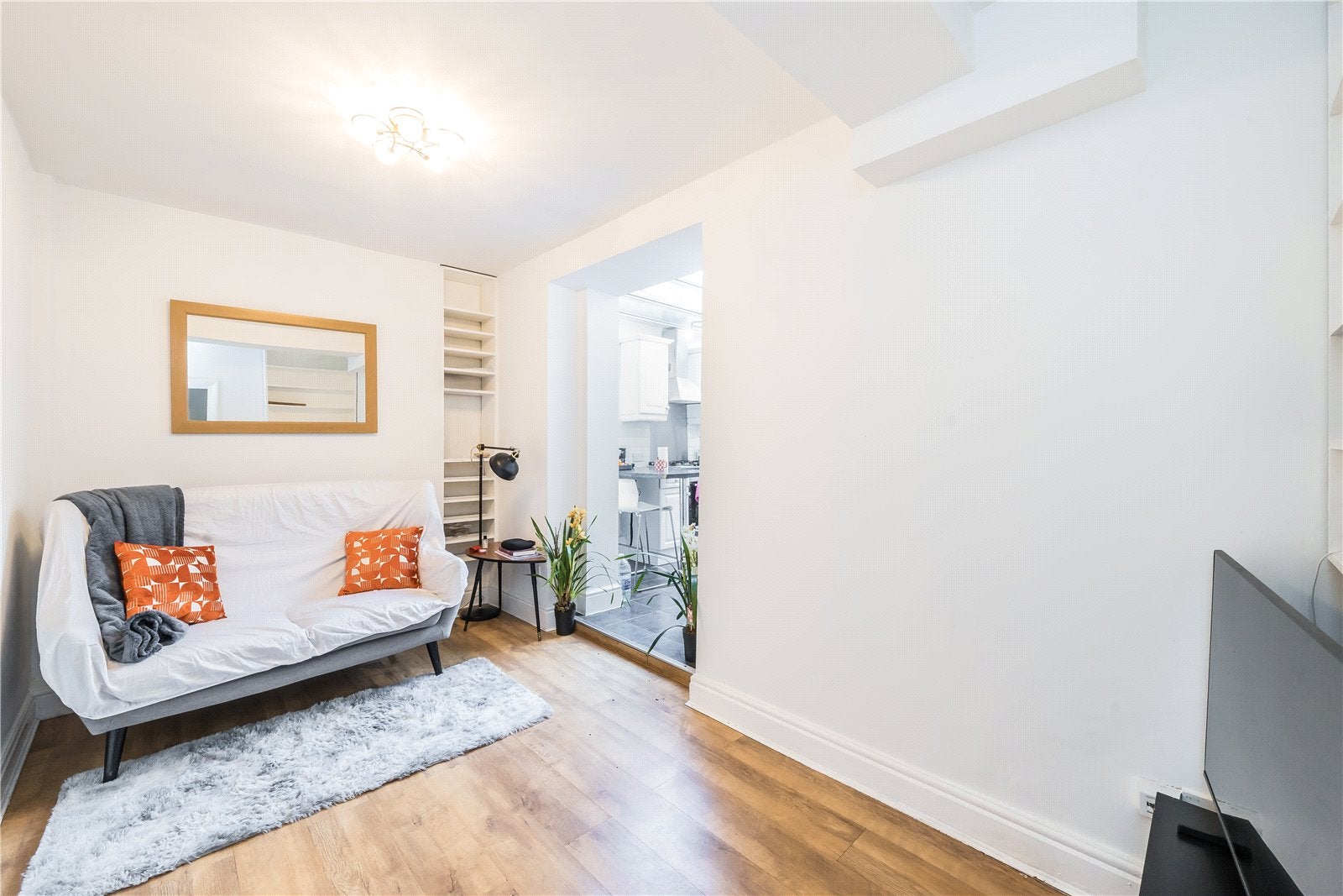 Flat Ladbroke Grove in Greater London