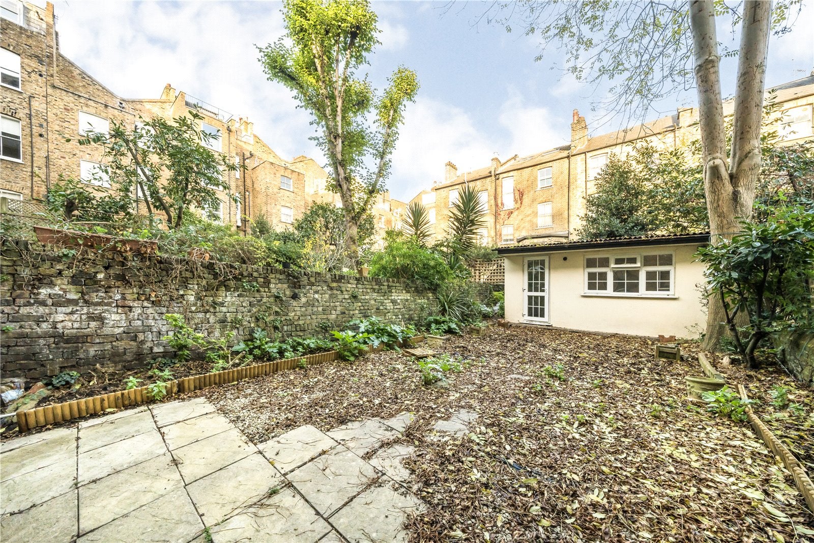 Flat Ladbroke Grove in Greater London